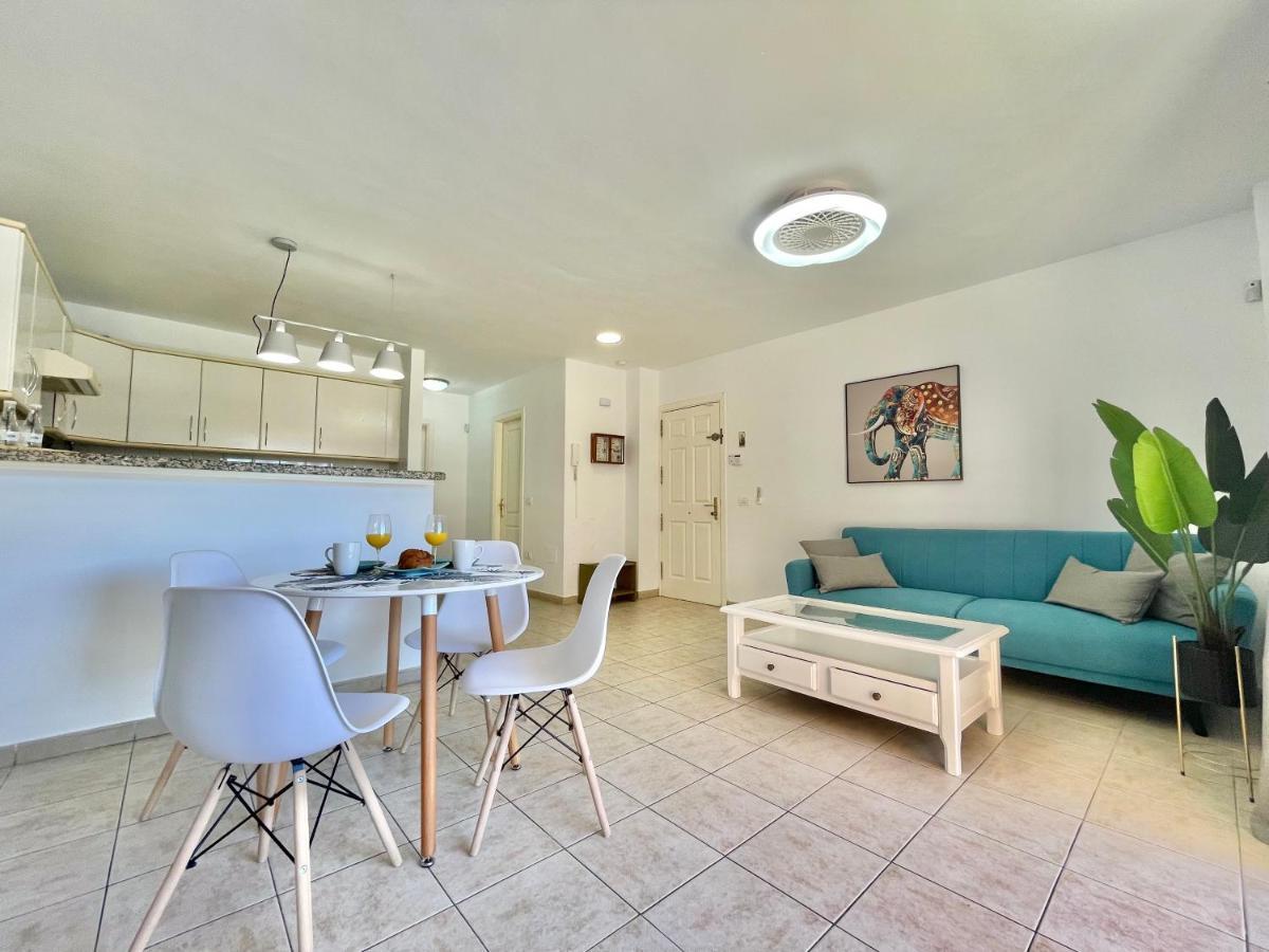 Sea Garden Apartment
